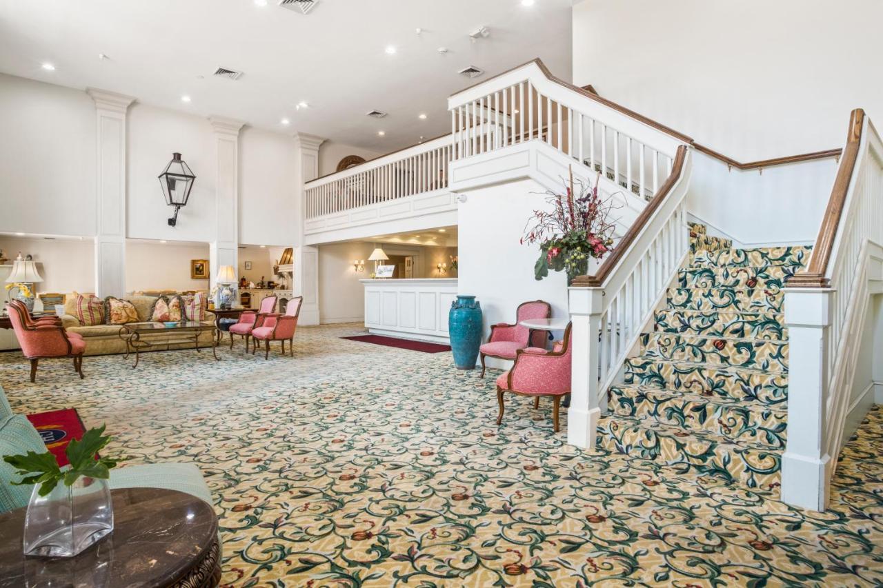 Gulf Hills Hotel & Retreat On The Water Ocean Springs Exterior photo